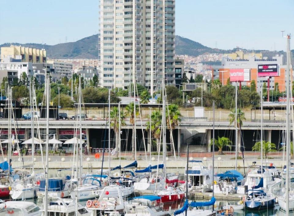 Forum De Barcelona Sea View Apartment With Garage Parking 산트 아드리아 데 베소스 외부 사진